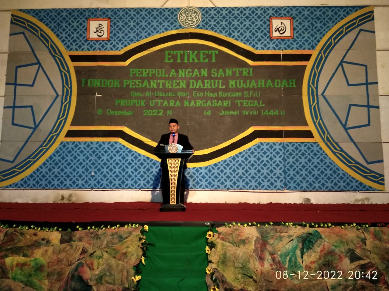 Etiket Perpulangan Santri Pondok Pesantren Darul Mujahadah