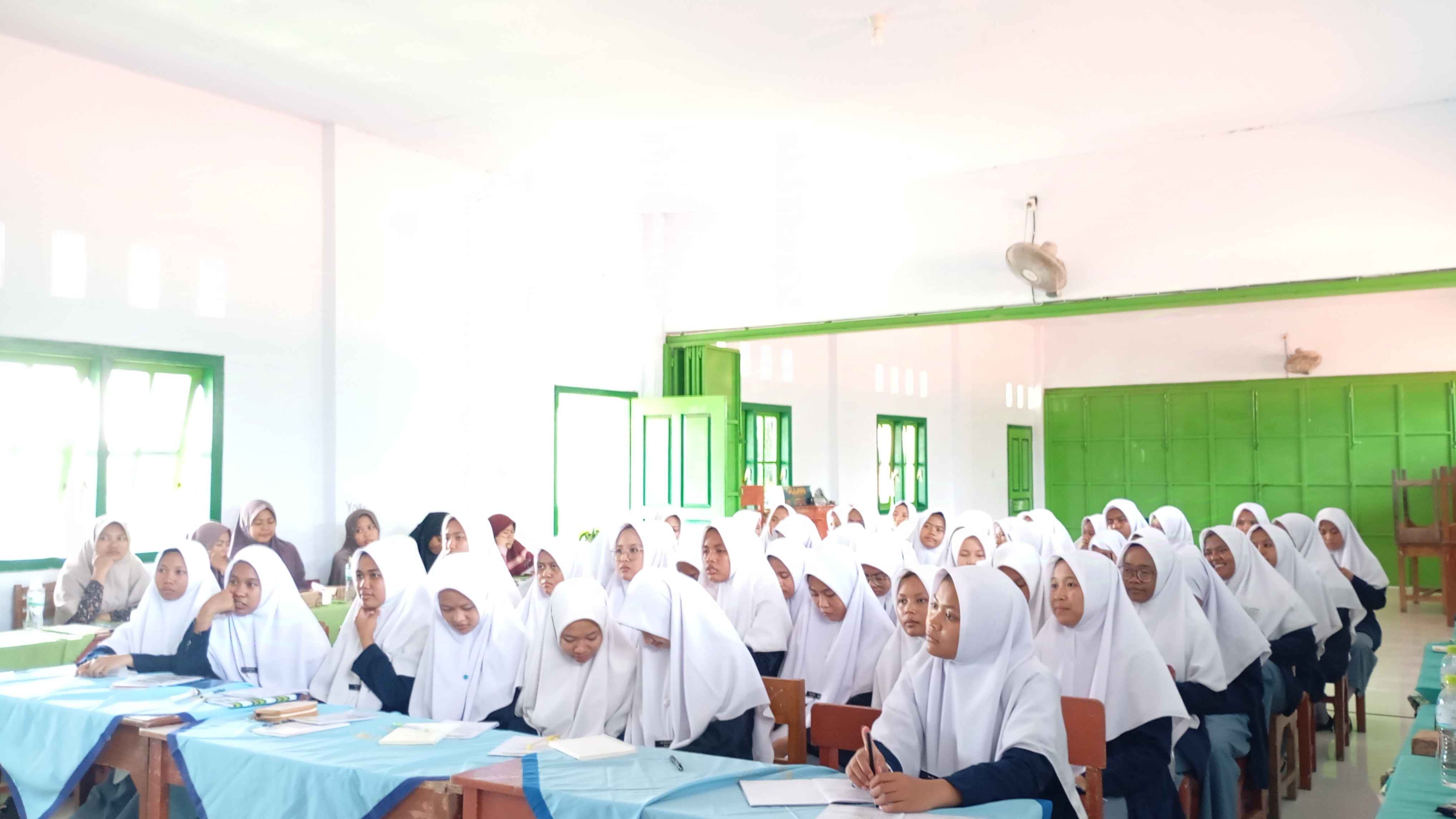 Evaluasi OSDAM Putri 24/25: Refleksi Awal Tahun untuk Meningkatkan Kinerja Pengurus