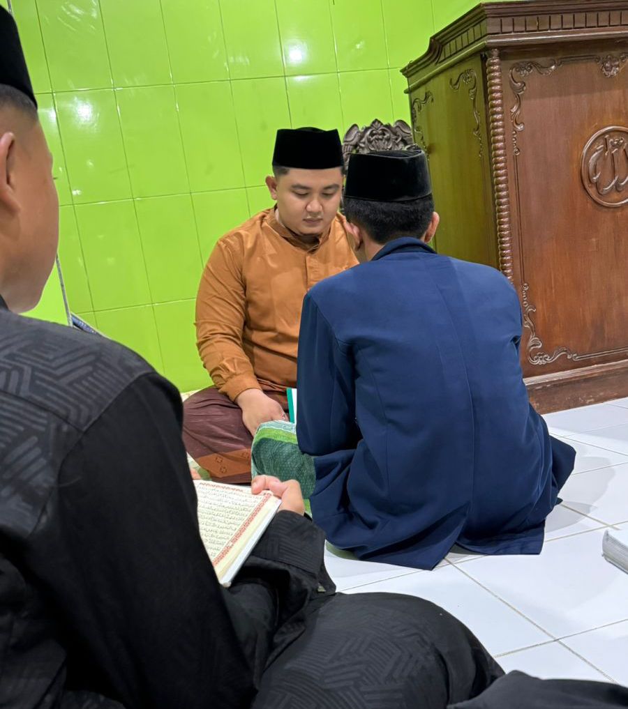 Ilmu Tanpa Amal: Pohon Tak Berbuah