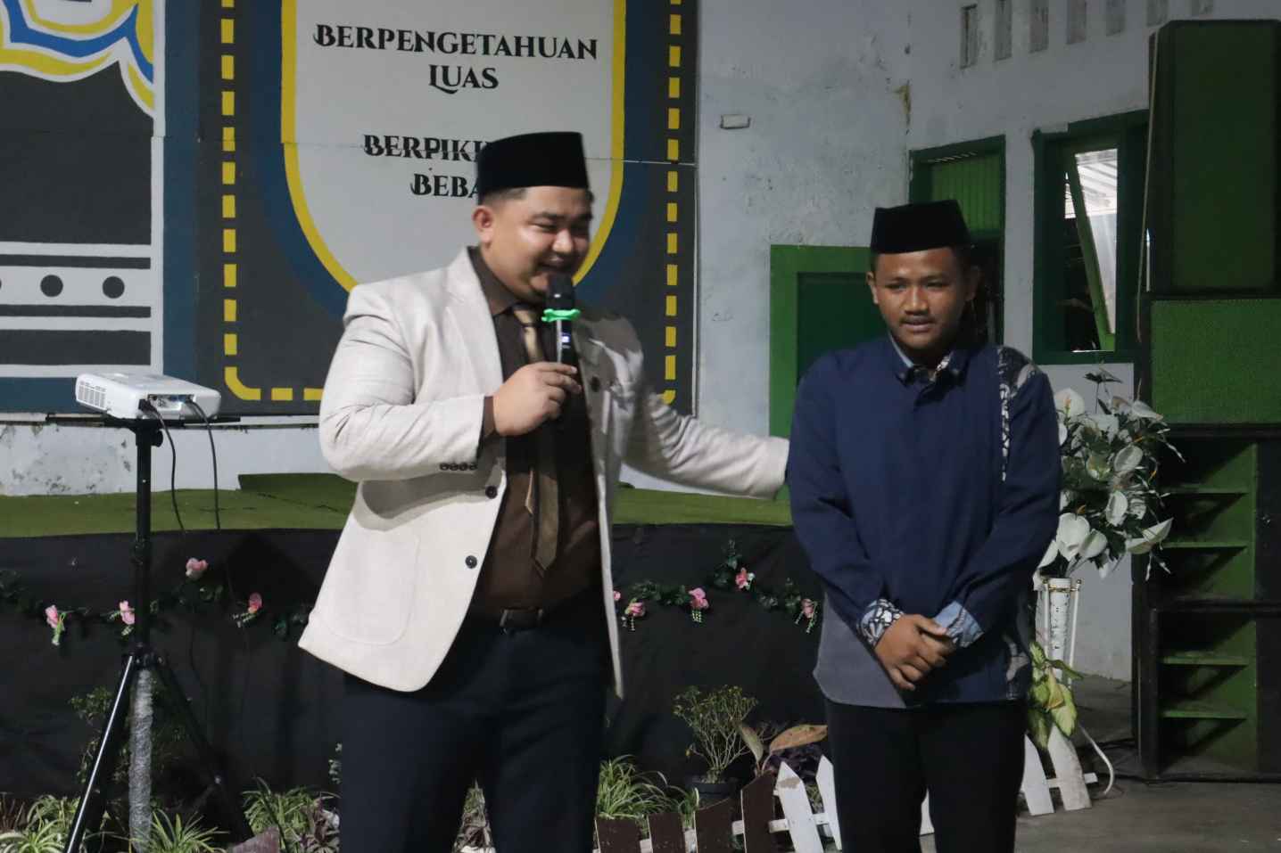 Kuliah Umum Babak IV Khutbatul 'Arsy: Menanamkan Nilai Kebebasan, Motto Pondok, dan Karakter Santri