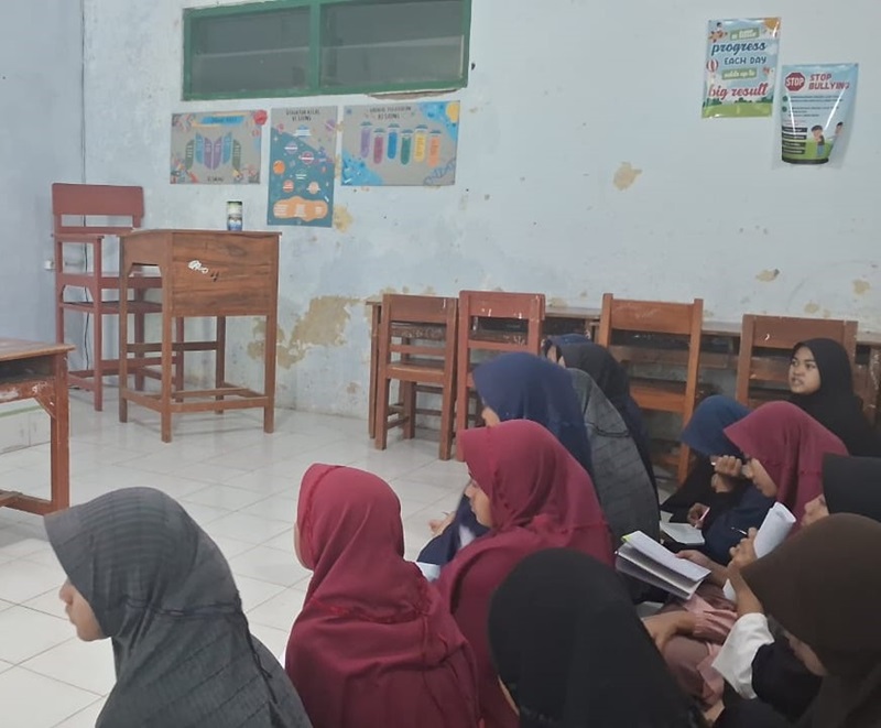 Kajian Fikih Santri Darul Mujahadah di Jam Ngabuburit