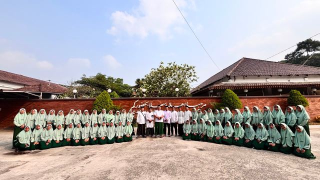 OSDAM Darul Mujahadah Gelar Rihlah Edukasi ke Magelang dan Yogyakarta
