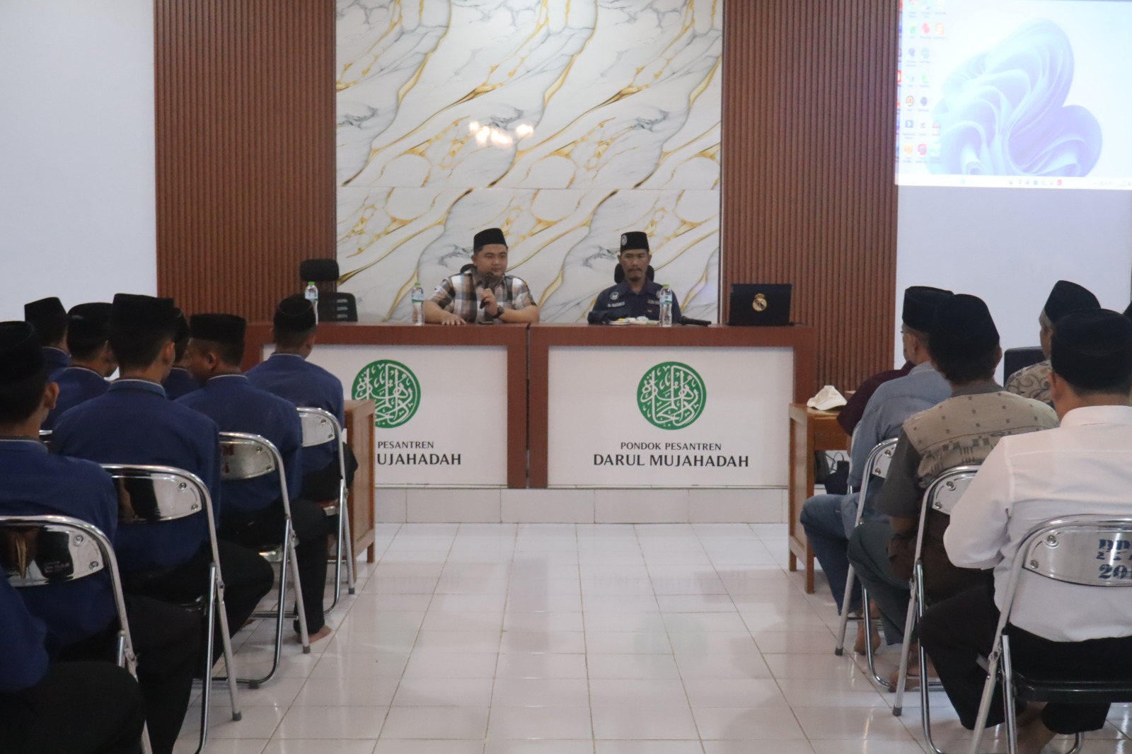Pelatihan Penyembelihan Hewan Kurban di Pondok Pesantren Darul Mujahadah: Menyiapkan Generasi yang Paham Syariat dan Terampil Berkhidmat