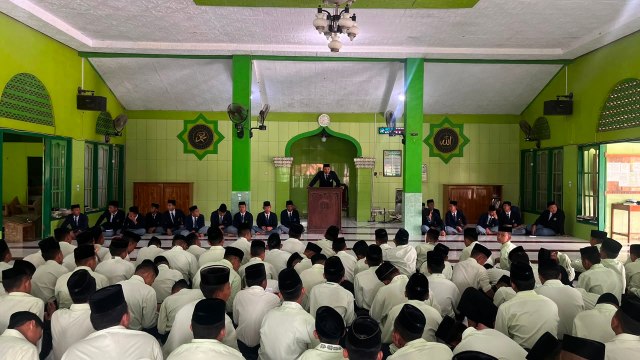 Penyampaian Visi dan Misi OSDAM Putra: Ajang Latih Kepemimpinan Santri