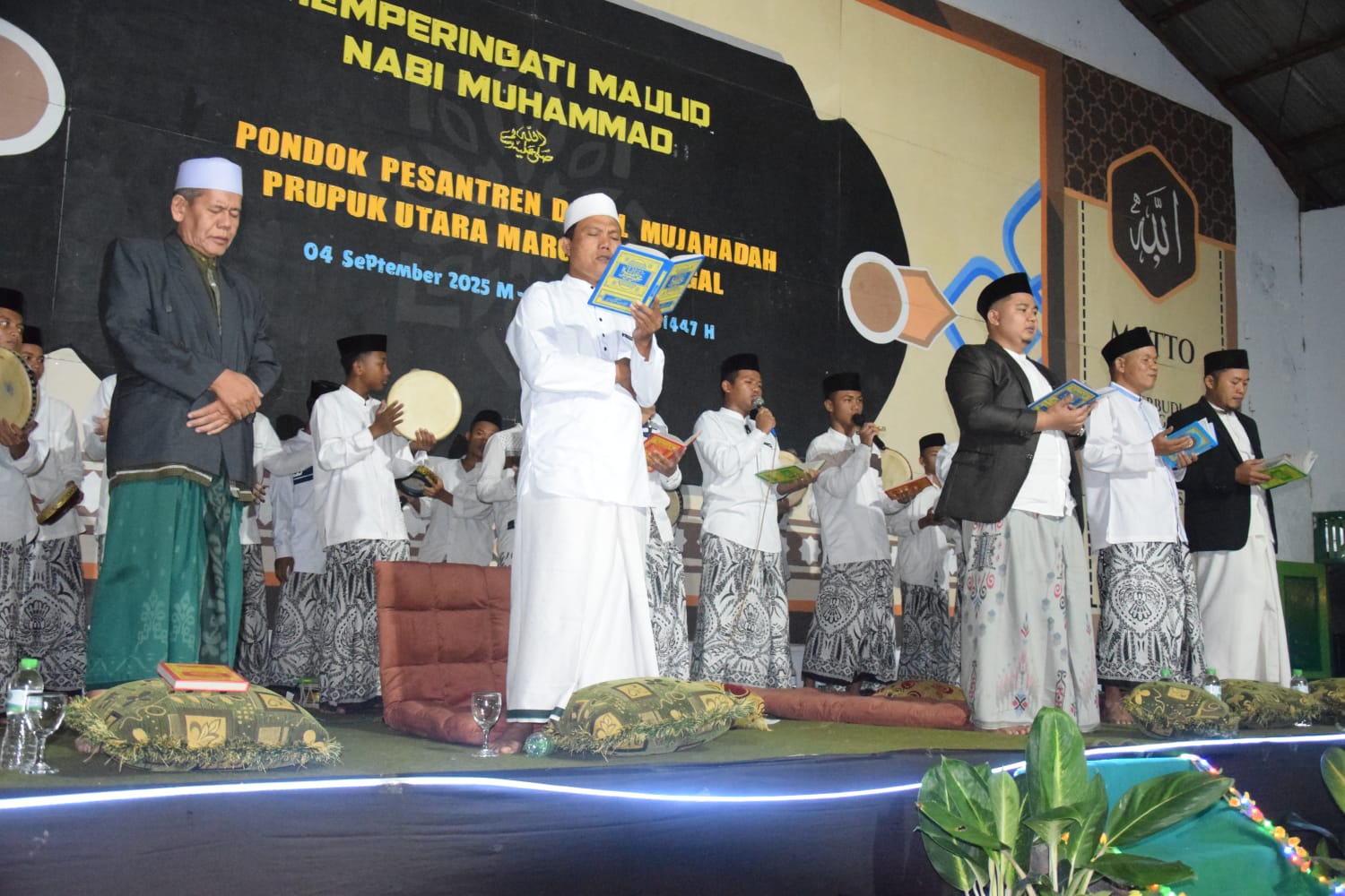  Pondok Pesantren Darul Mujahadah Gelar Peringatan Maulid Nabi Muhammad SAW?