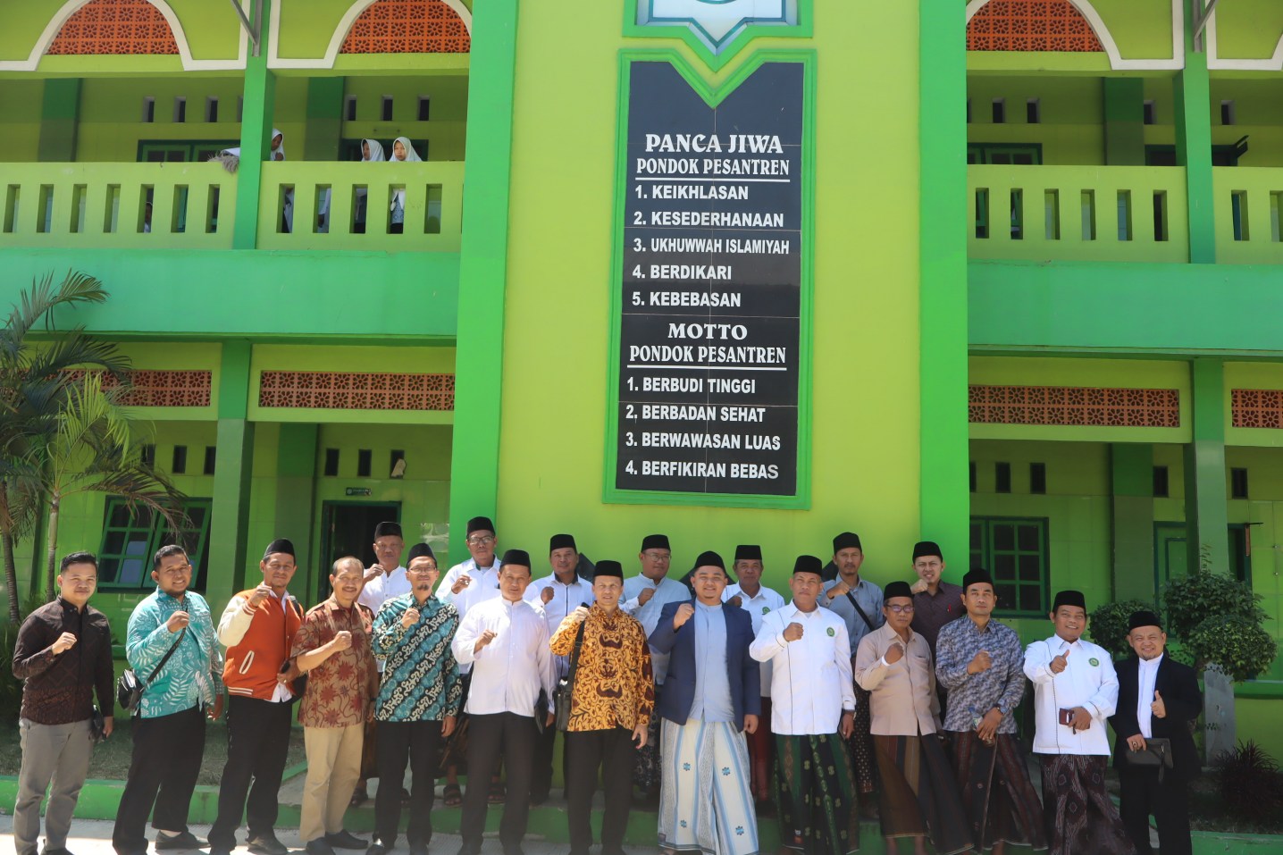 Pondok Pesantren Darul Mujahadah Gelar Silaturahim Bersama Universitas Darunnajah Jakarta