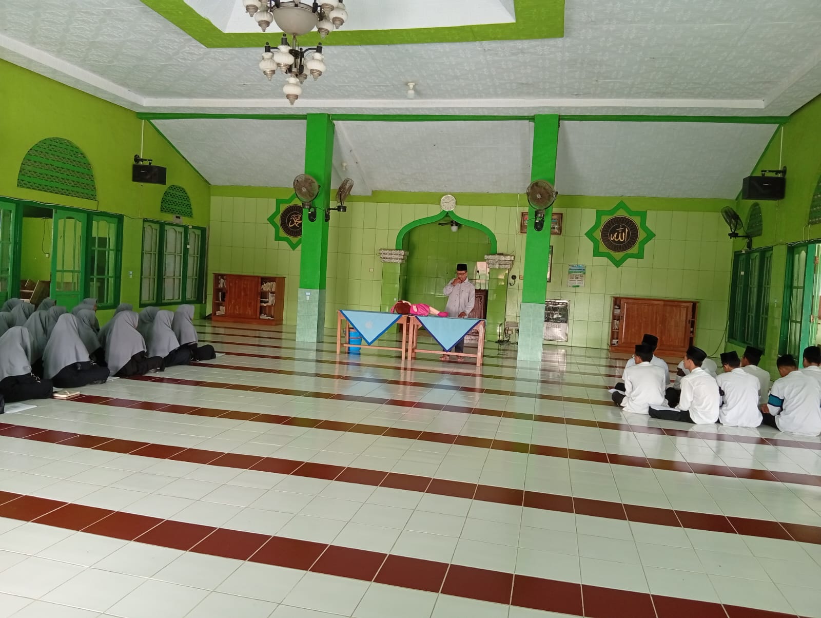 Praktek Pemulasaran Jenazah Izfanna Generation di Pondok Pesantren Darul Mujahadah