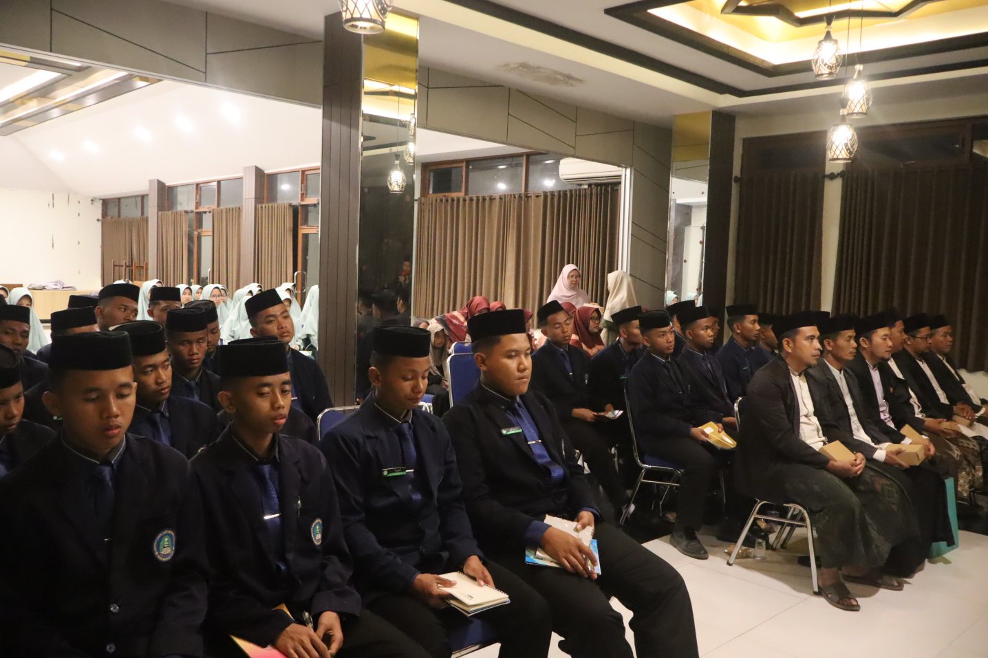 Rihlah Edukasi, Pondok Pesantren Darul Mujahadah Jalin Silaturahmi dengan Ponpes Baitussalam Prambanan ‎