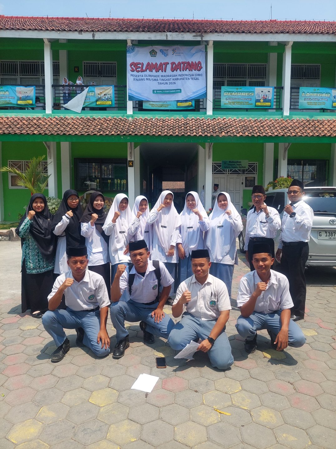 Santri Madrasah Aliyah Pondok Pesantren Darul Mujahadah Ikuti Olimpiade Madrasah Indonesia 2026