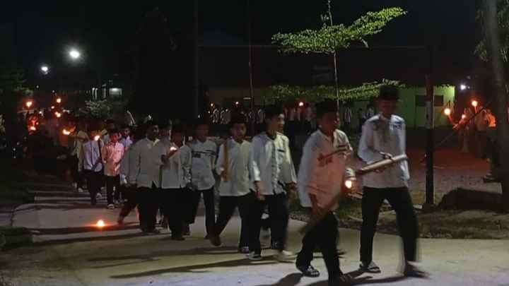 Semarak Takbir Keliling Warnai Malam Idul Adha di Ponpes Darul Mujahadah