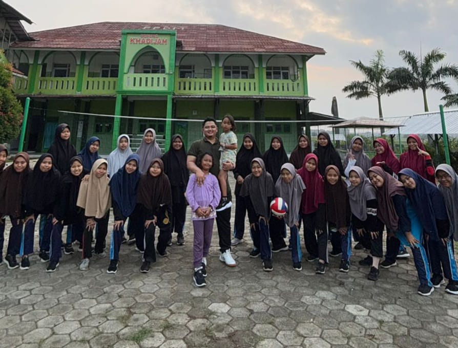 Serunya Happy Sport Bersama Pimpinan Pondok Pesantren Darul Mujahadah