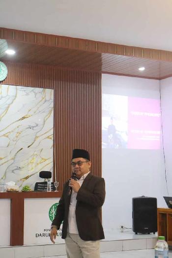 Meningkatkan Kompetensi Mengajar melalui Seminar 