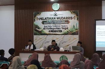 Pelatihan Mudarris Berbasis Guided Reflection Terintegrasi Nilai Kepesantrenan Digelar di Pondok Pesantren Darul Mujahadah