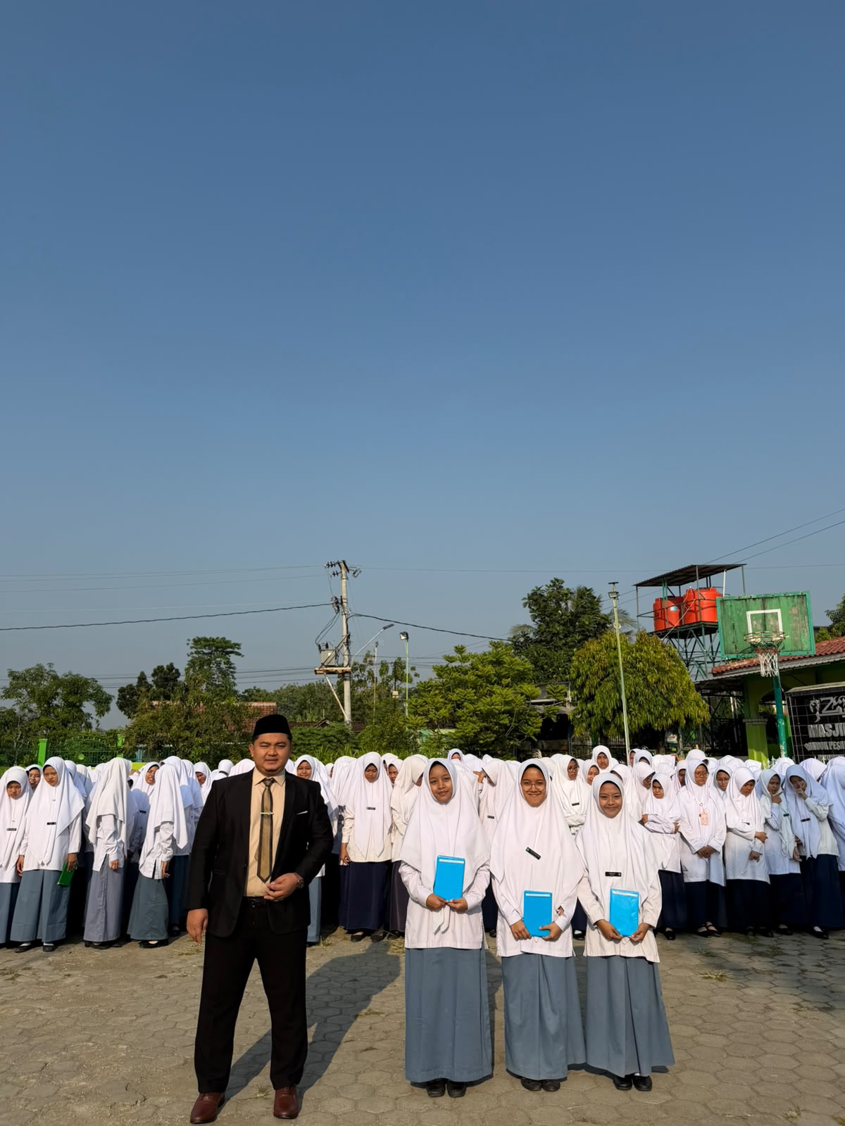 Upacara Pembukaan Tahun Ajaran 2026/2027 Tanda Dimulainya Perjalanan Pendidikan di Pondok Pesantren Darul Mujahadah